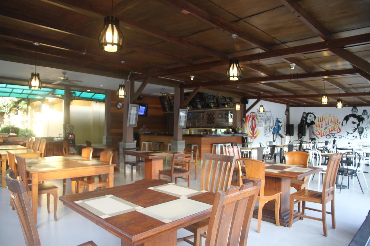 Puri Senggigi Hotel Mangsit Exterior photo
